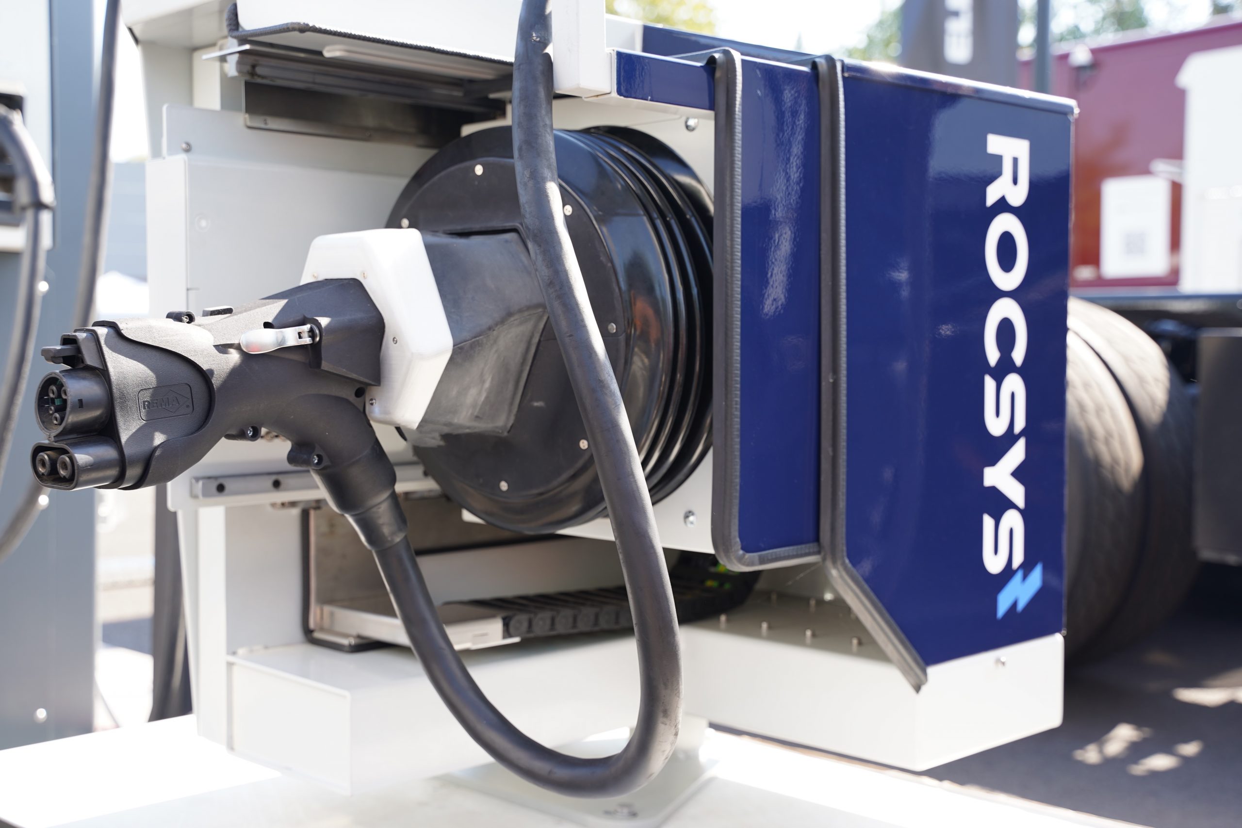 Apmt Rocsys Taylor and Rocsys Working Together on Autonomous Charging - Taylor ...
